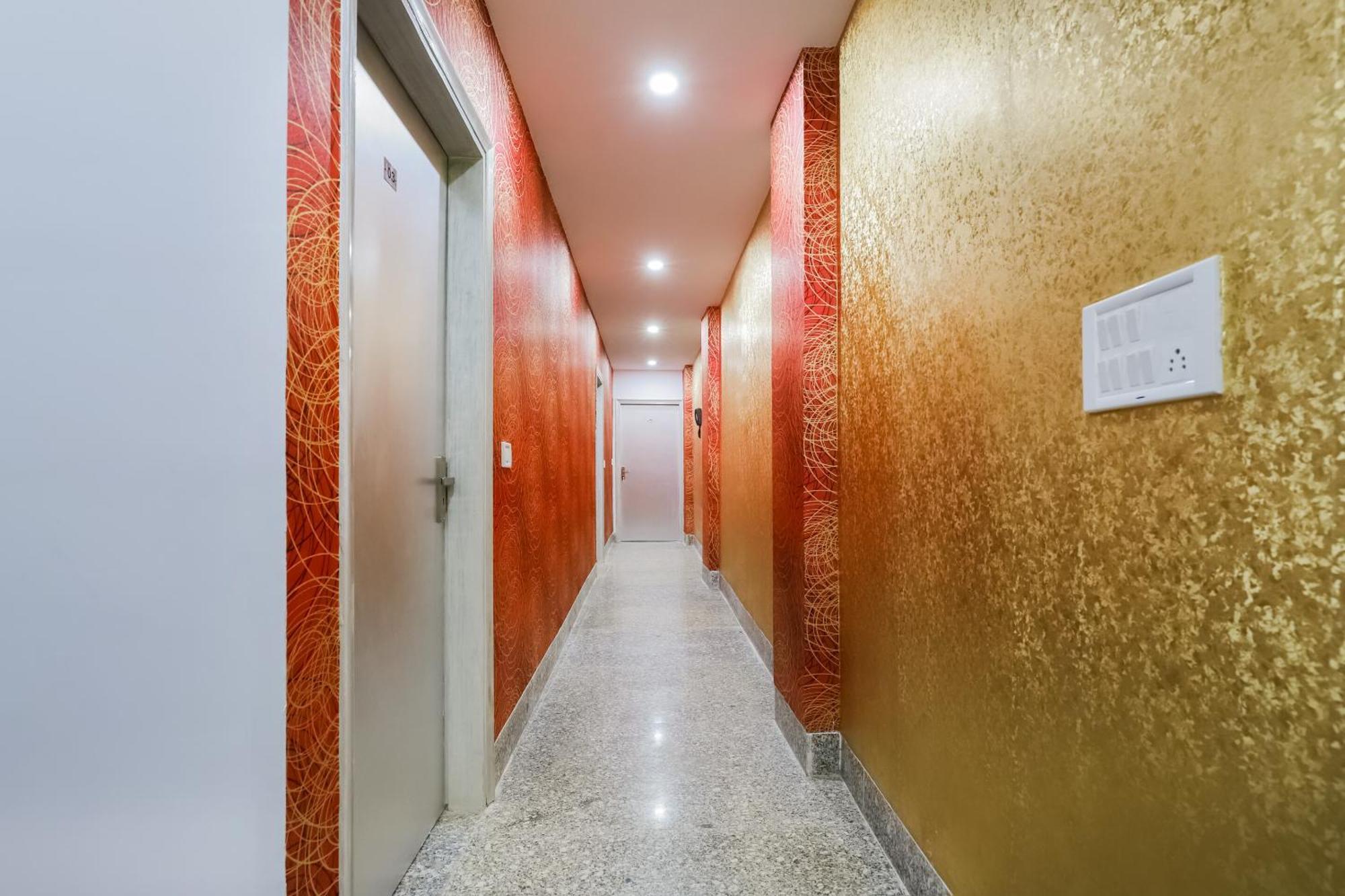 Hotel O New Tech India Deli Exterior foto